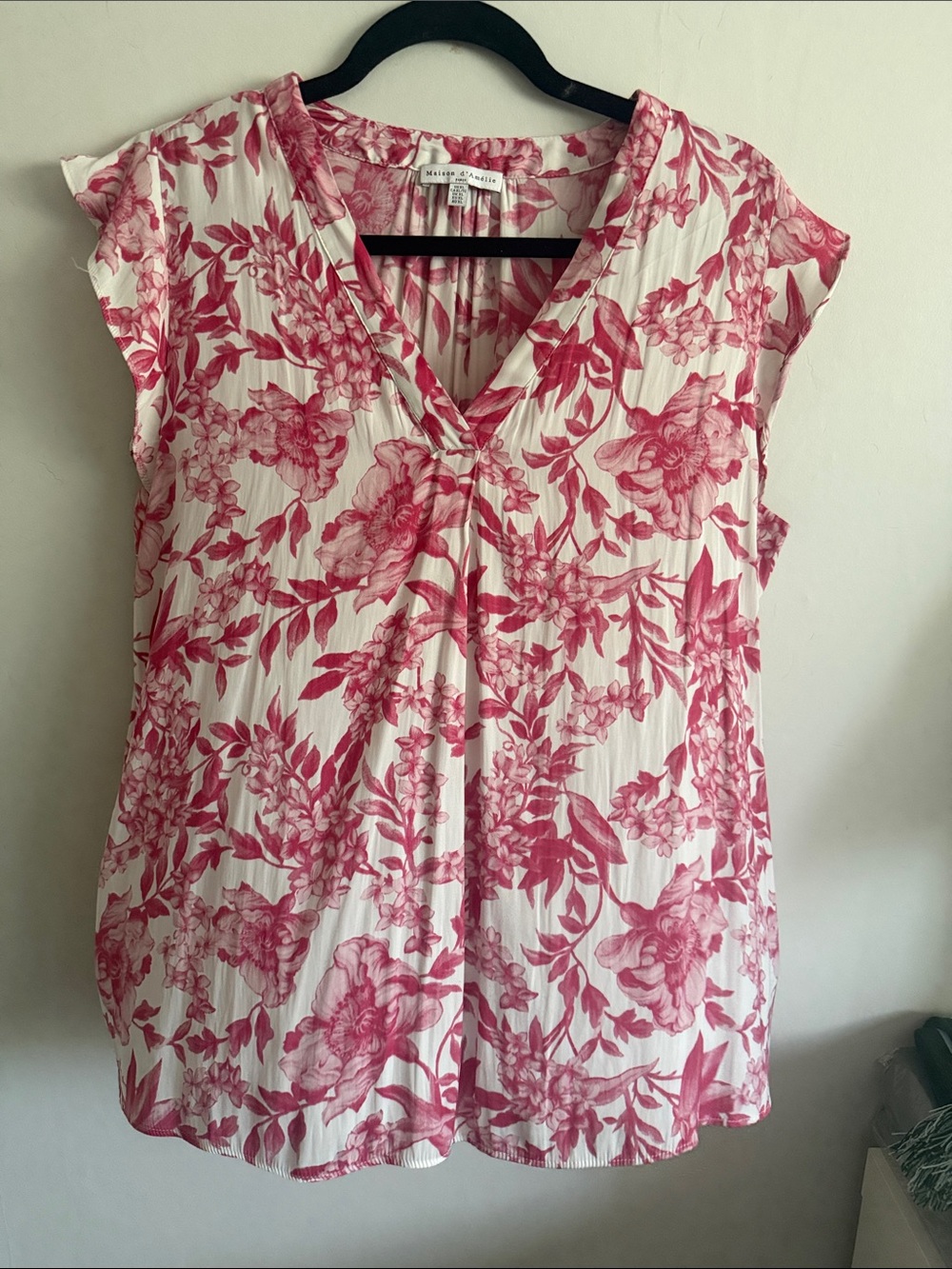 Floral V-Neck Cap Sleeve Blouse in Pink by Maison d’Amelie